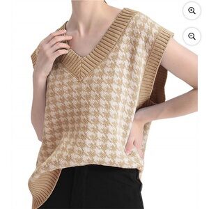 Tan Houndstooth Women's Sweater Vest women’s MEDIUM